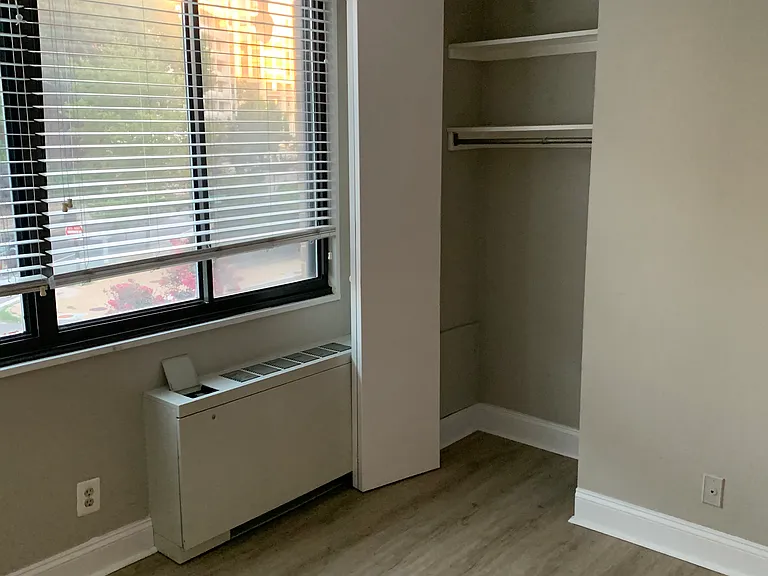 2201 L St NW #206 — Photo 12
