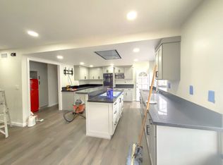 1455 E Bach St, Carson, CA 90745