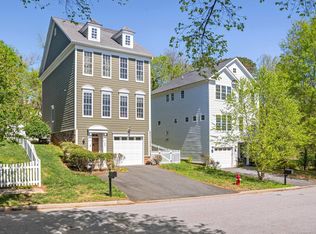 545 Summerford Ln, Crozet, VA 22932