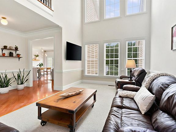 5th image of 9557 Brookchase Dr