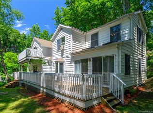 39 Inglenook Rd, New Fairfield, CT 06812