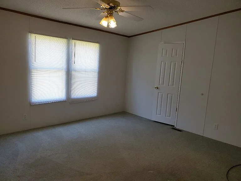 1114 Northside Rd #8 — Photo 9