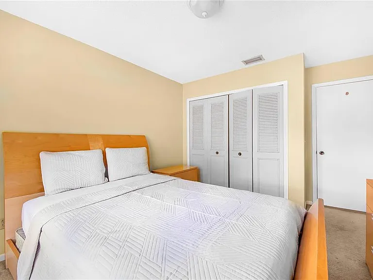 11857 Northtrail Ave — Photo 13