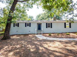 3795 Willowbrook Dr, Douglasville, GA 30135