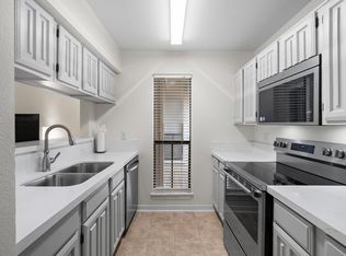 3500 Tangle Brush Dr APT 28, Spring, TX 77381