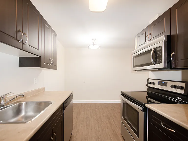 333 Edison Ave #201 — Photo 9