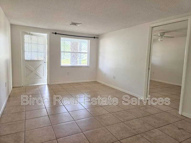 1 bed, 1.0 bath, 620 sqft, $1,095 — Photo 3
