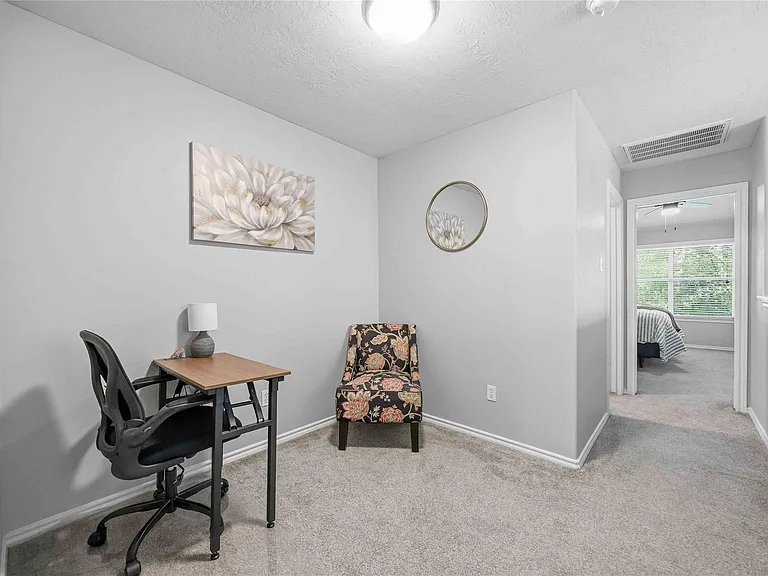 71 Summerhaze Cir — Photo 14
