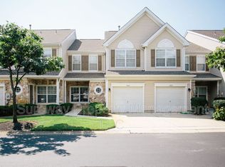 8004 Normandy Dr #8004, Mount Laurel, NJ 08054