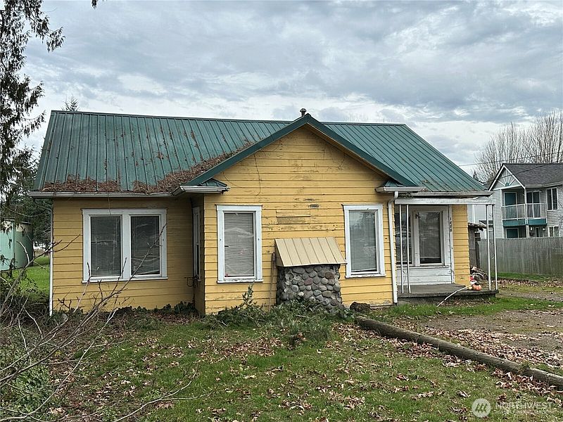 3rd image of 1406 Harrison Avenue