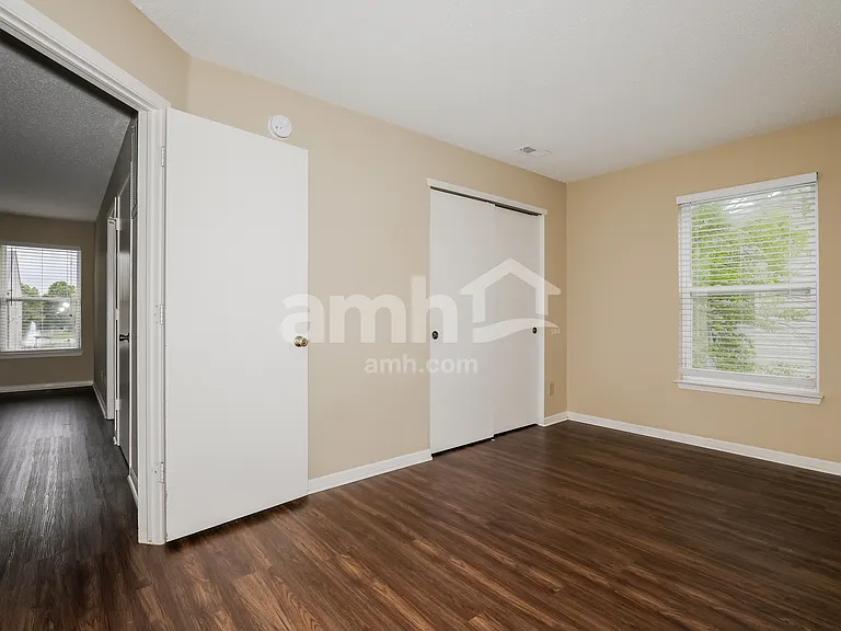 13912 Meadow Lake Dr — Photo 14