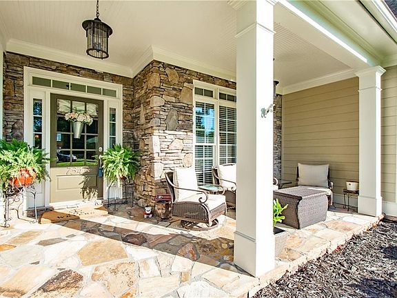 3rd image of 7345 Sawgrass Dr