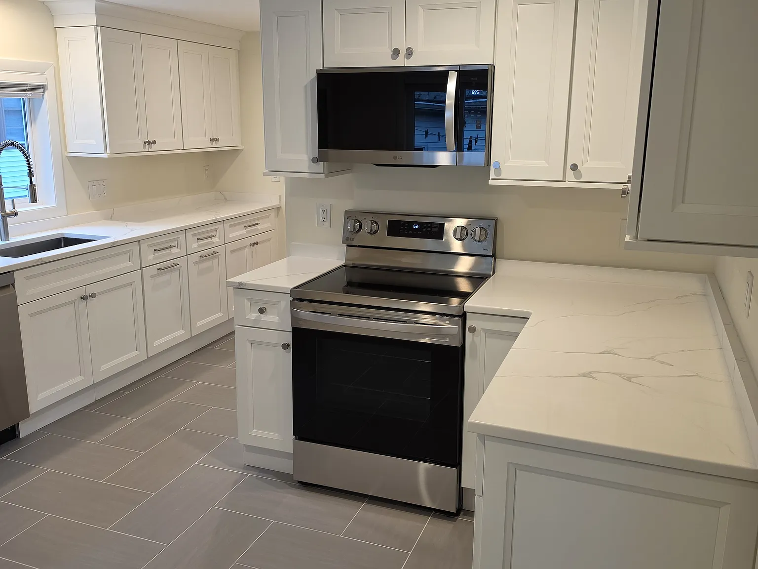 2 bed, 1163 sqft, $2,800 — Photo 4