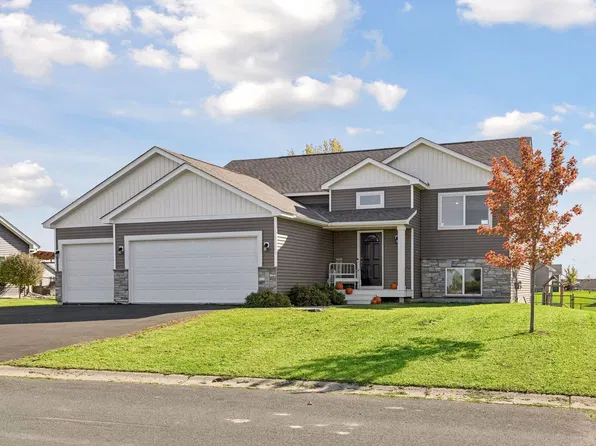 1008 Mulberry Ave Ne, Montgomery, MN 56069
