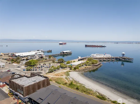 229 E First Street #3, Port Angeles, WA 98362