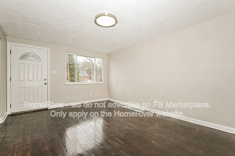 3 bed, 2.0 bath, 1176 sqft, $1,550 — Photo 3