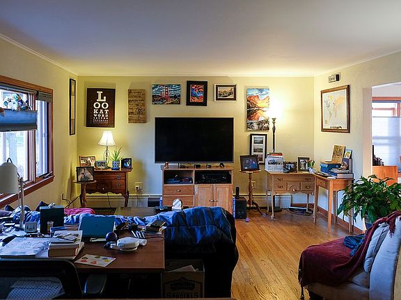 Family Room Off Main Entranc