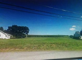 Farmview Ln, Lewistown, PA 17044