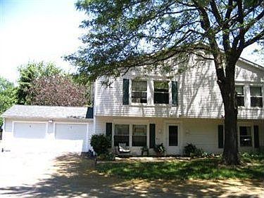 1st image of 292 Canterbury Ln #A-25