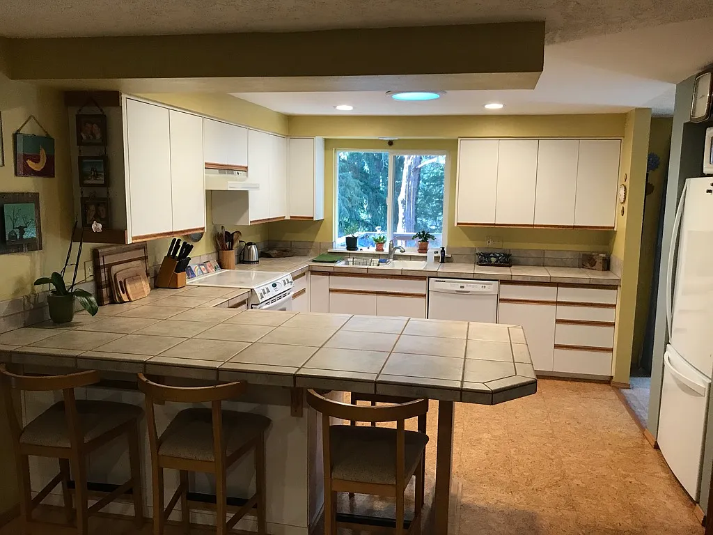 3 bed, 1734 sqft, $3,000 — Photo 4