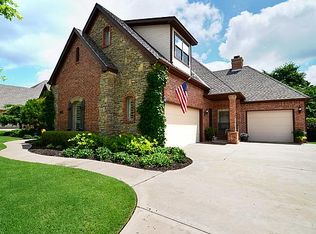 316 Heritage Green Rd, Edmond, OK 73003