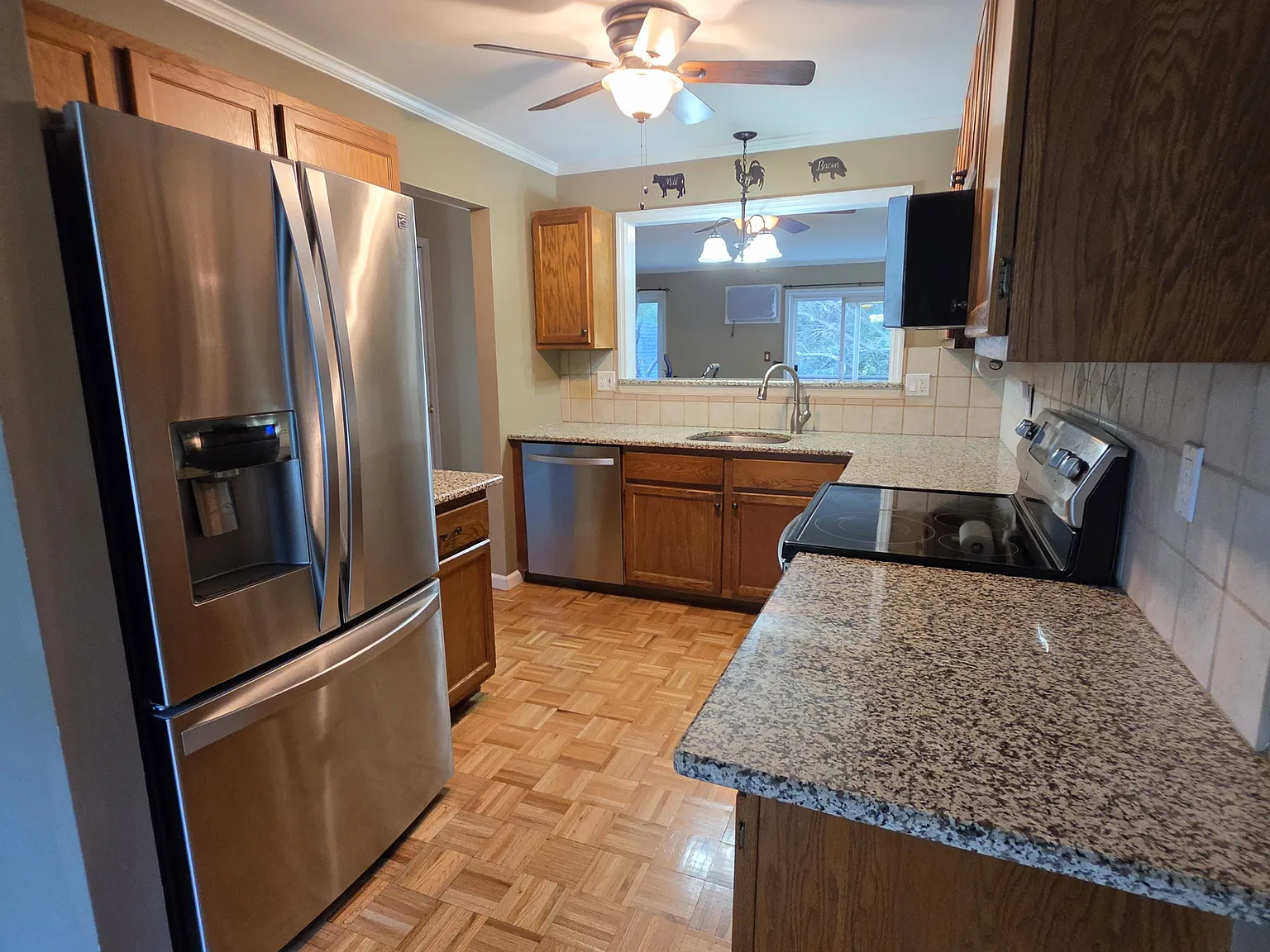 2 bed, 1.5 bath, 1150 sqft, $2,650 — Photo 3