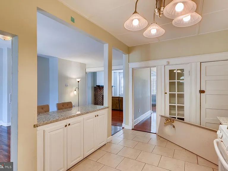 3610 Greenmount Ave — Photo 10