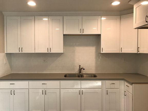 5th image of 25665 Pasito St