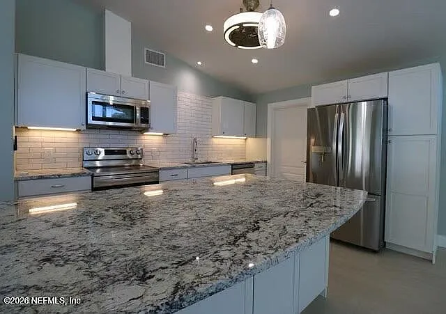 130 Southwind Cir — Photo 6