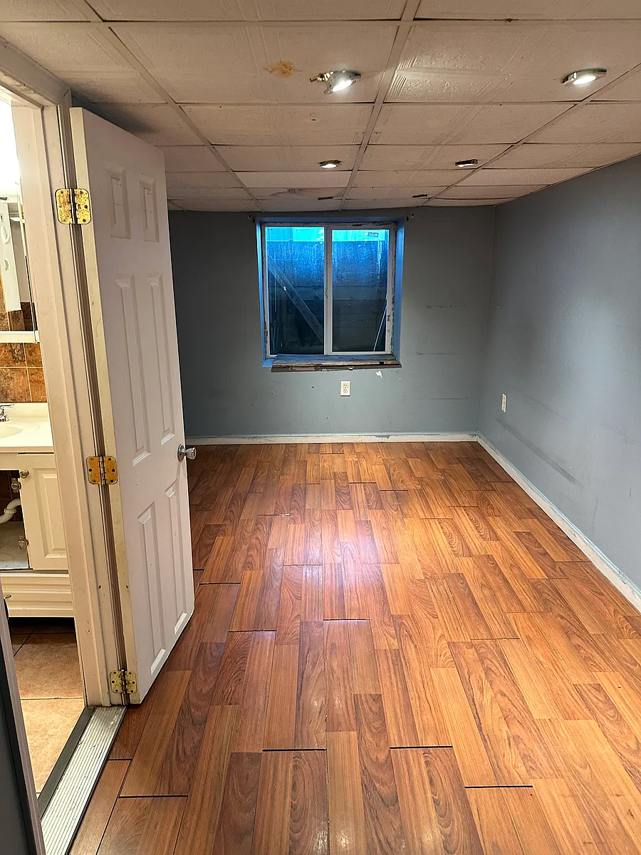 Building Photo - 1103 Violet Ave #1