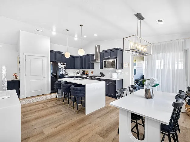 10614 Chinook Dr — Photo 5