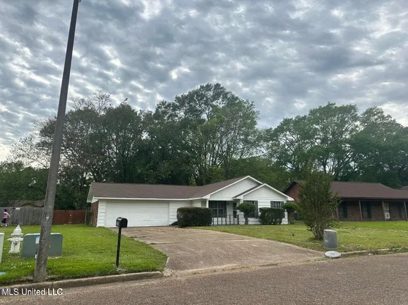 5257 Sycamore Dr, Jackson, MS 39212