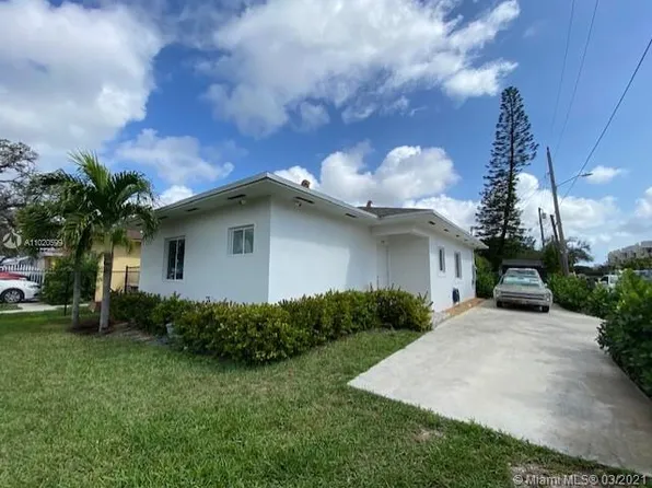 3195 NW 42nd St, Miami, FL 33142