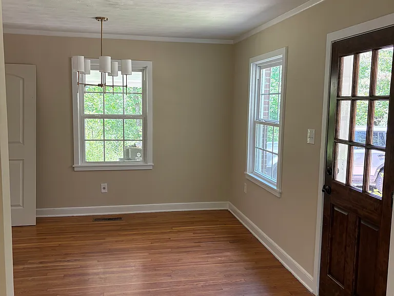 2540 University Ave — Photo 19