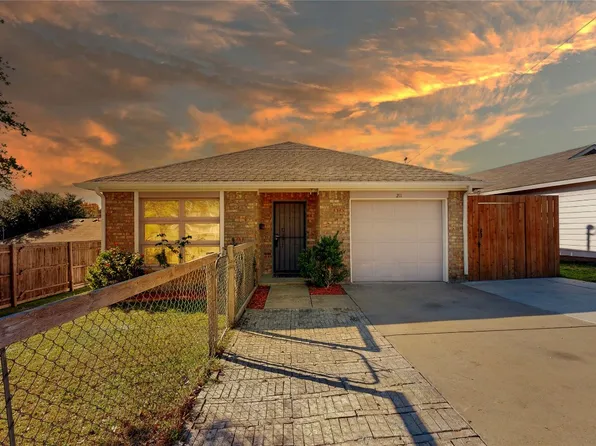 211 Ezekial Ave, Dallas, TX 75217