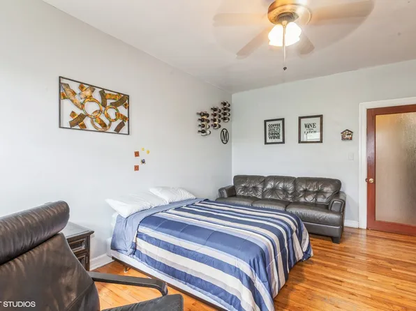 1670 Longfellow Avenue image 4 of 14