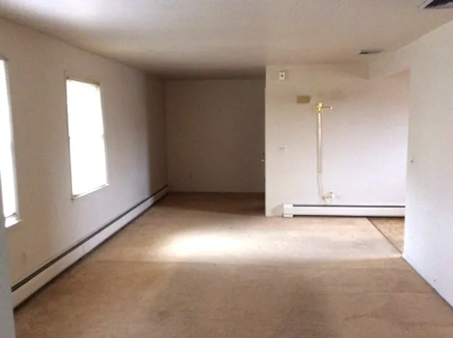 Photo 2 of 15 - 19 Whippany Ave #2 - Woodland Park, NJ LR - 19 Whippany Ave #2