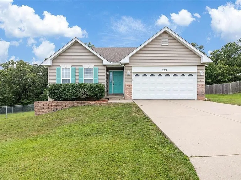 129 Kale Ct — Photo 1