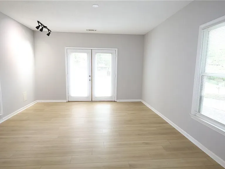 1092 Mountain Springs Dr NW — Photo 9