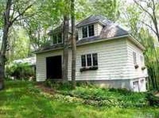136 Sylvan Dr, Wading River, NY 11792