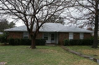 1st image of 3310 Kingfisher Ln