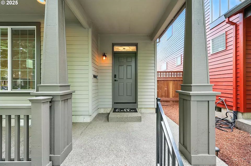 1st image of 2504 Oak Hill Cir #21