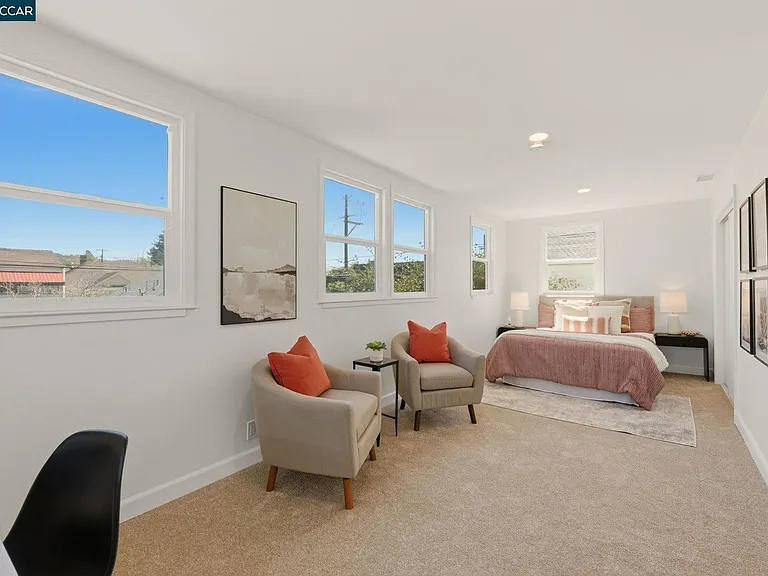 3214 California St #2 — Photo 3