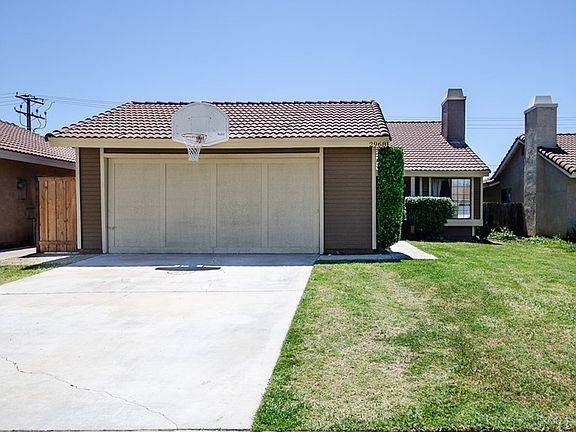 2nd image of 29681 Saint Andrews Ct