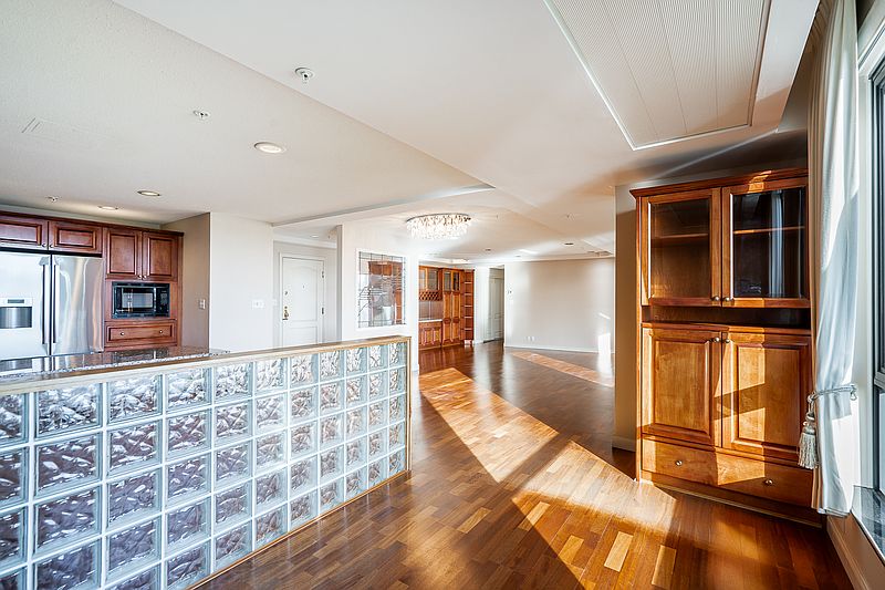 Vancouver Apartment for rent - 2 Bedrooms — photo 23