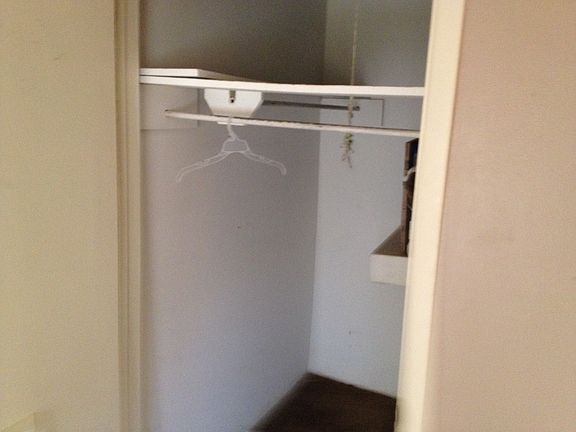 Big closet and Big Bathroom