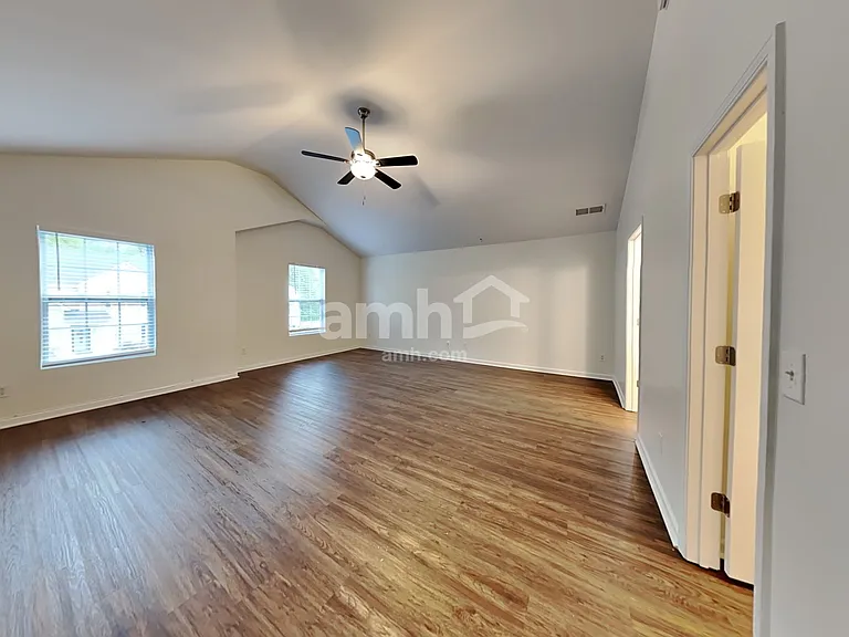 3872 Rosebud Park Dr — Photo 12