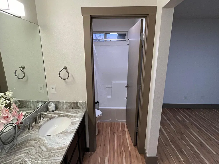 1012 N Silver Ash Ave — Photo 21