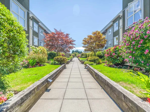 4738 53rd St #212, Delta, BC V4K 2Z1