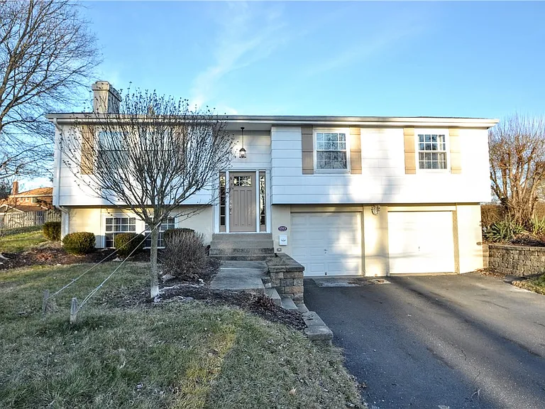 1313 Star Ridge Dr — Photo 1